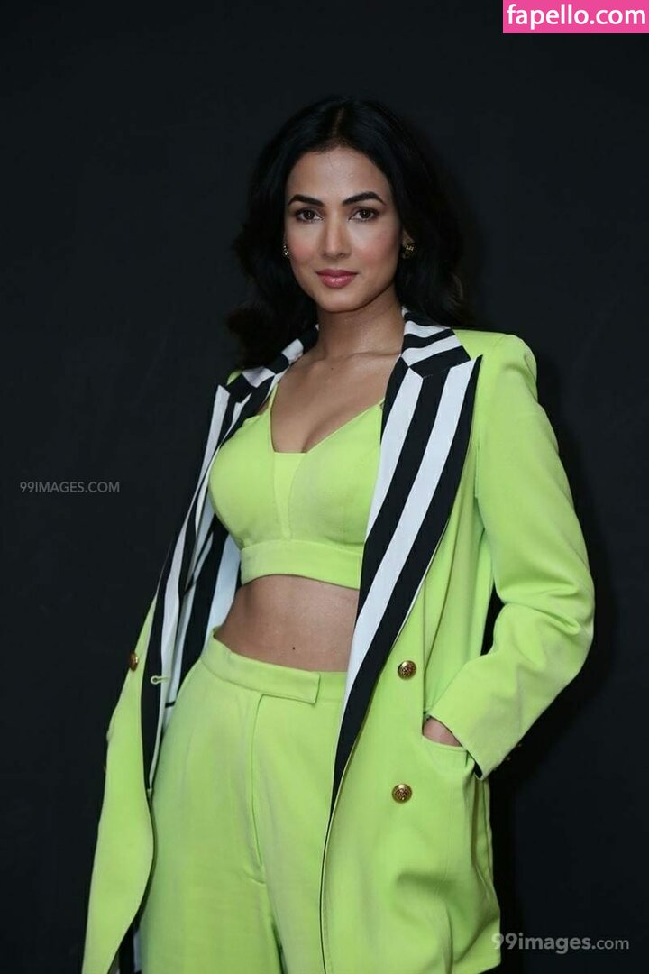 Sonal Chauhan leaked nude photo #0036 (Sonal Chauhan / sonalchauhan)