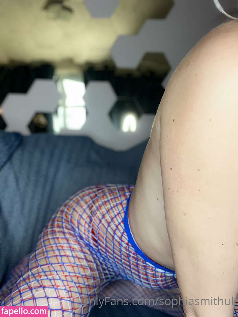 sophiasmithuk leaked nude photo #0724 (sophiasmithuk / sophiaxsmith)