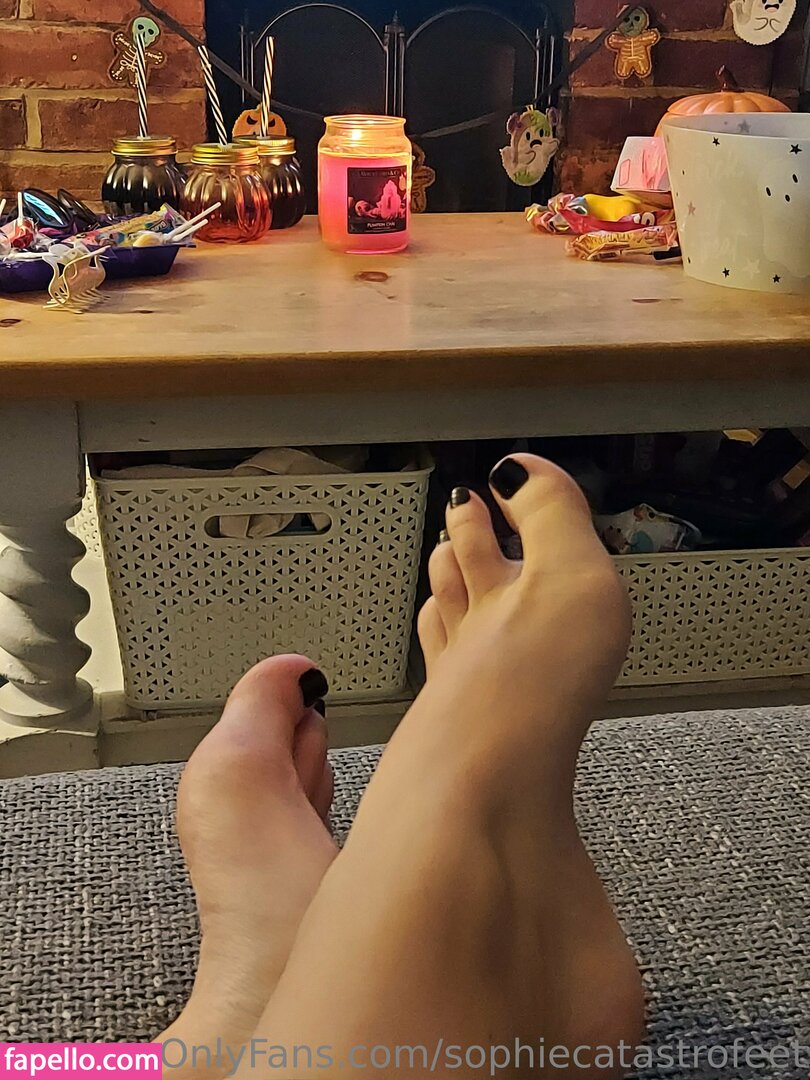 sophiecatastrofeet leaked nude photo #0011 (sophiecatastrofeet / thecatastrophicpiece)