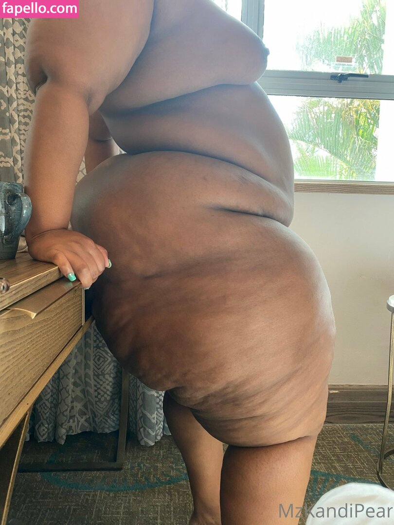 South African Thick leaked nude photo #0030 (South African Thick / african.babez / the_real_liso)