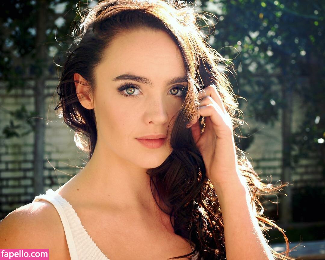 Stevie Lynn Jones leaked nude photo #0058 (Stevie Lynn Jones / stevielynnjones)