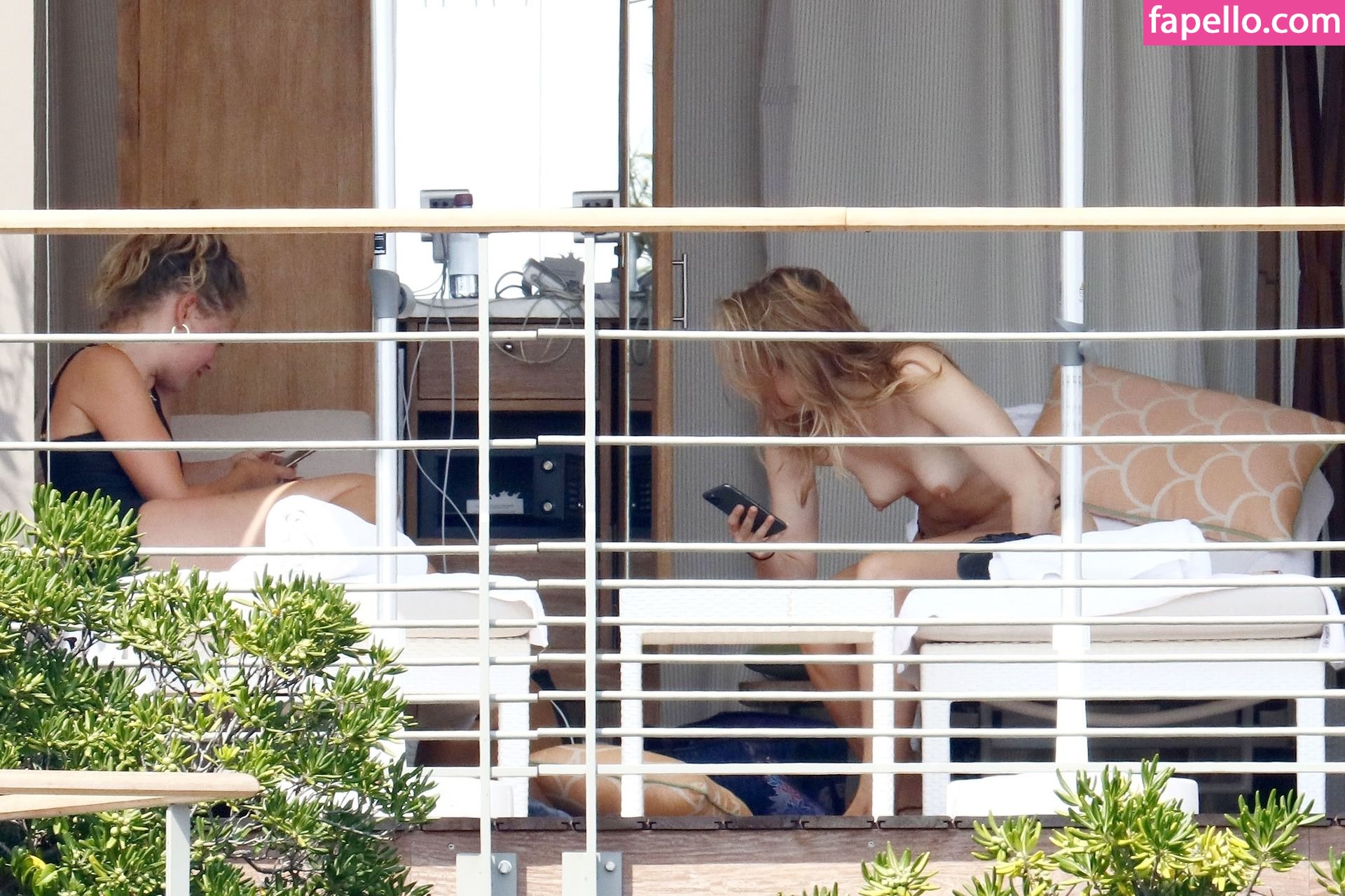 Suki Waterhouse leaked nude photo #0062 (Suki Waterhouse / sukiwaterhouse)