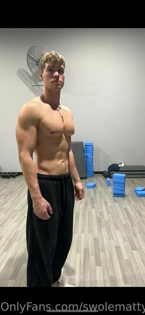 swolemattyy nude #0010