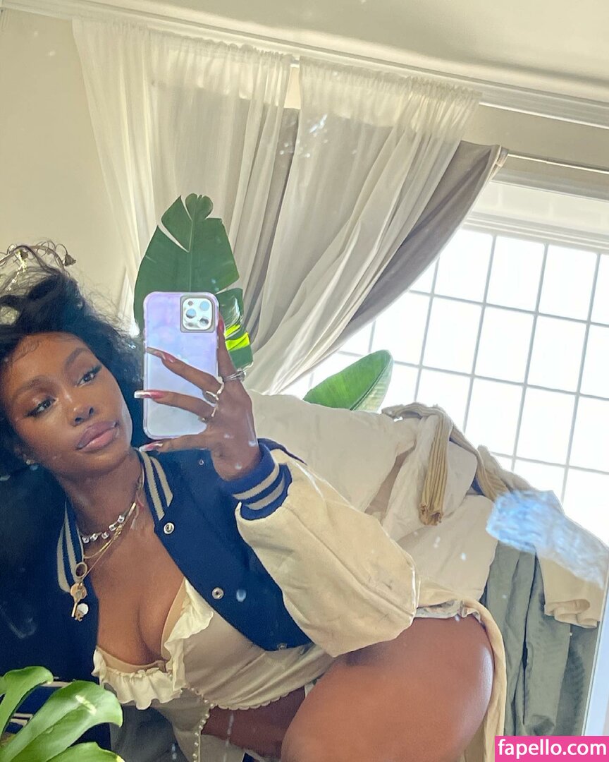 SZA leaked nude photo #0027 (SZA / Solana Rowe / thejad3x)