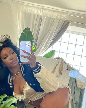 SZA nude #0027