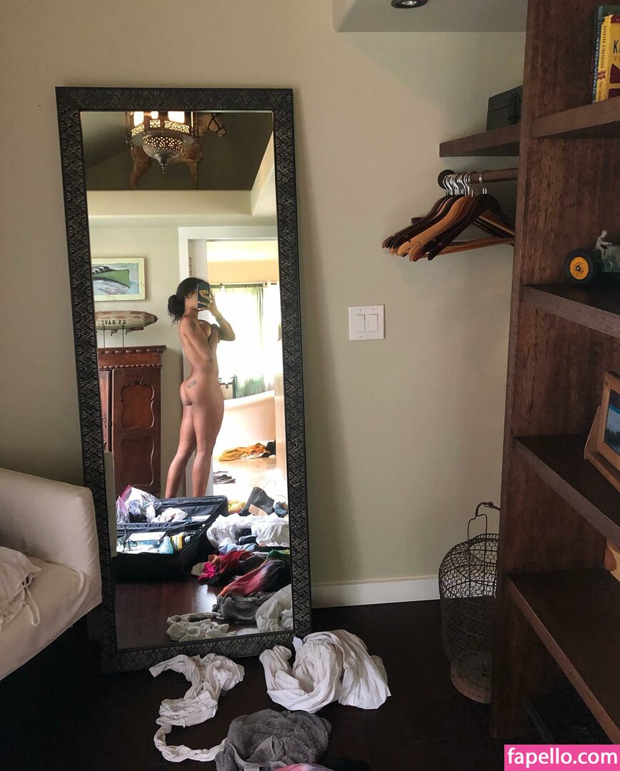 SZA leaked nude photo #0032 (SZA / Solana Rowe / thejad3x)