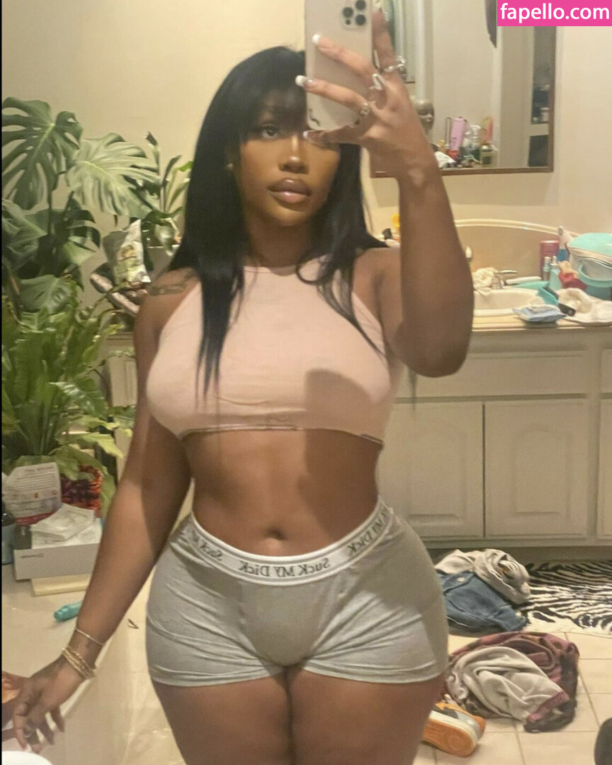 SZA leaked nude photo #0092 (SZA / Solana Rowe / thejad3x)