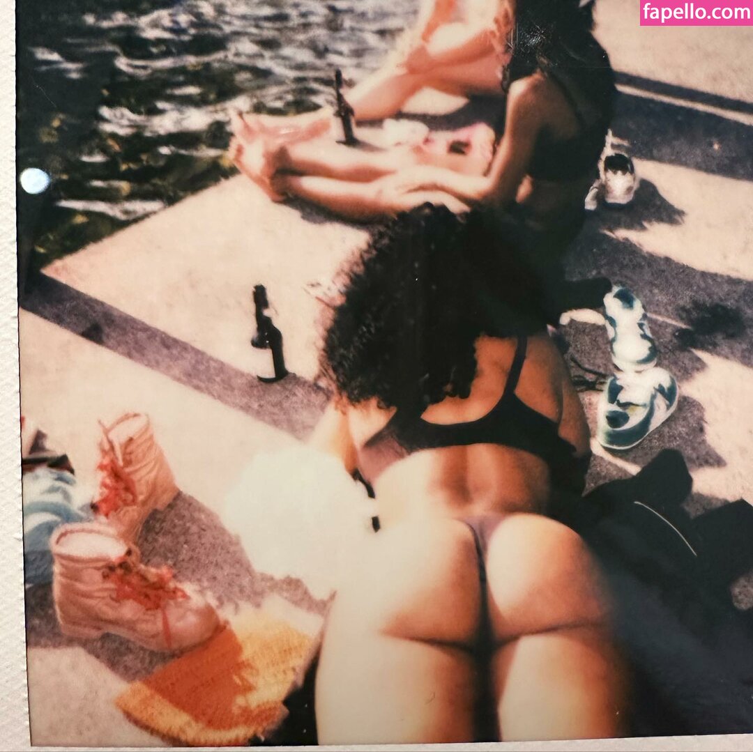 SZA leaked nude photo #0142 (SZA / Solana Rowe / thejad3x)