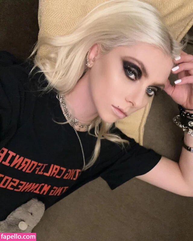 Taylor Momsen Aryelsoul Taylormomsen Nude Leaked Onlyfans Photo