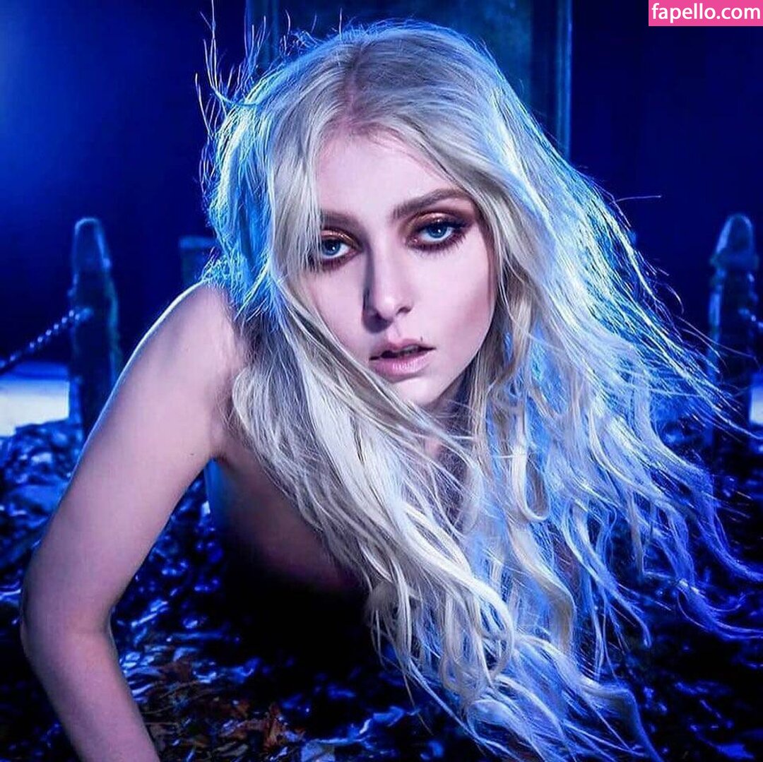 Taylor Momsen erome Latest Exclusive Leaked Photos