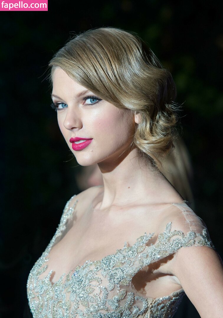 https://fapello.com/content/t/a/taylor-swift/1000/taylor-swift_0525.jpg