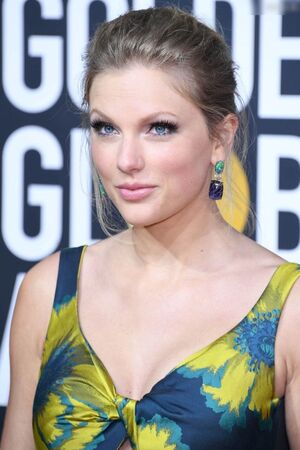 Taylor Swift #4374