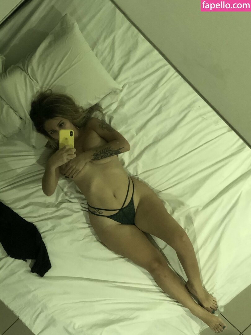 Thaís Ferrari leaked nude photo #0004 (Thaís Ferrari / tferrari / thaiferrari)