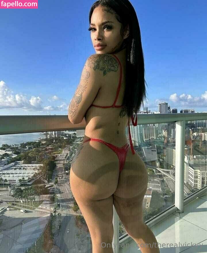 therealvickyy leaked nude photo #0094 (therealvickyy / _luhcuban)