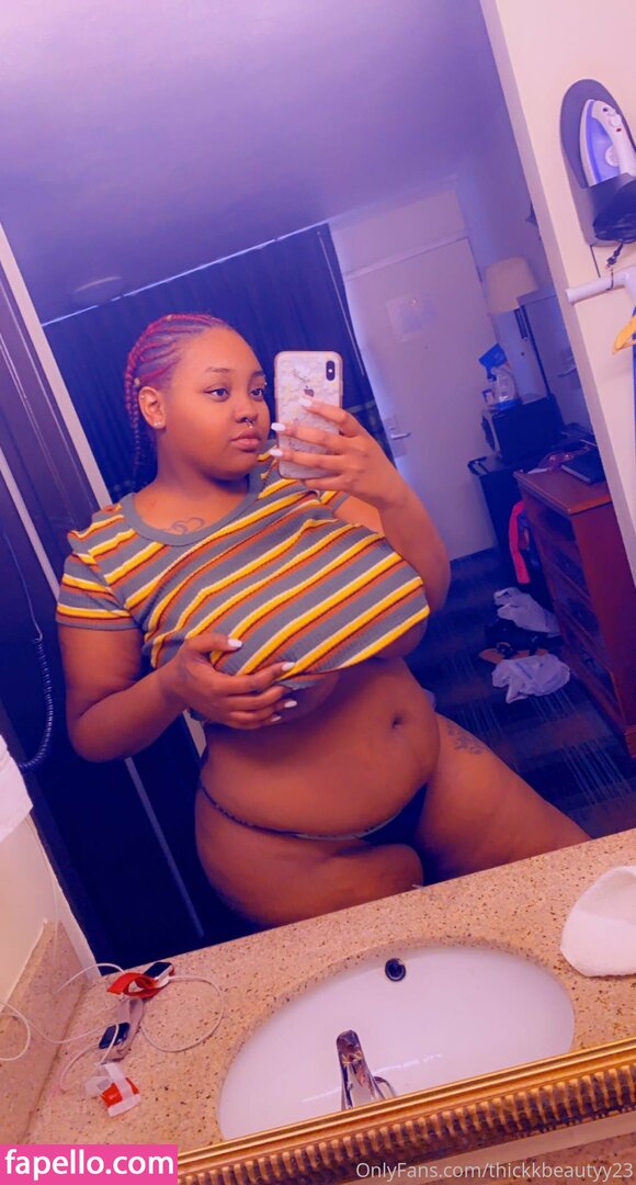 thickkbeautyfree leaked nude photo #0002 (thickkbeautyfree / uuunrepeatableee)