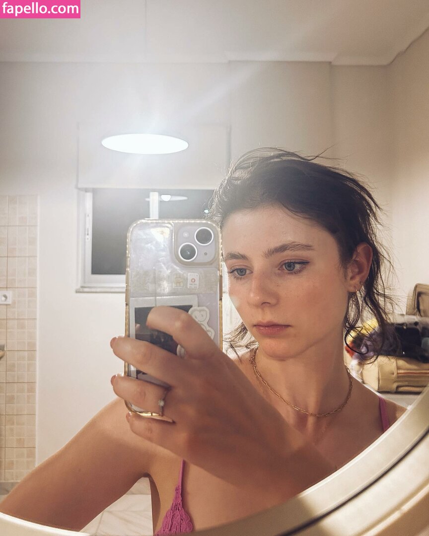 Thomasin Mckenzie leaked nude photo #0096 (Thomasin Mckenzie / mackzjoness / thomasin.mckenzie)