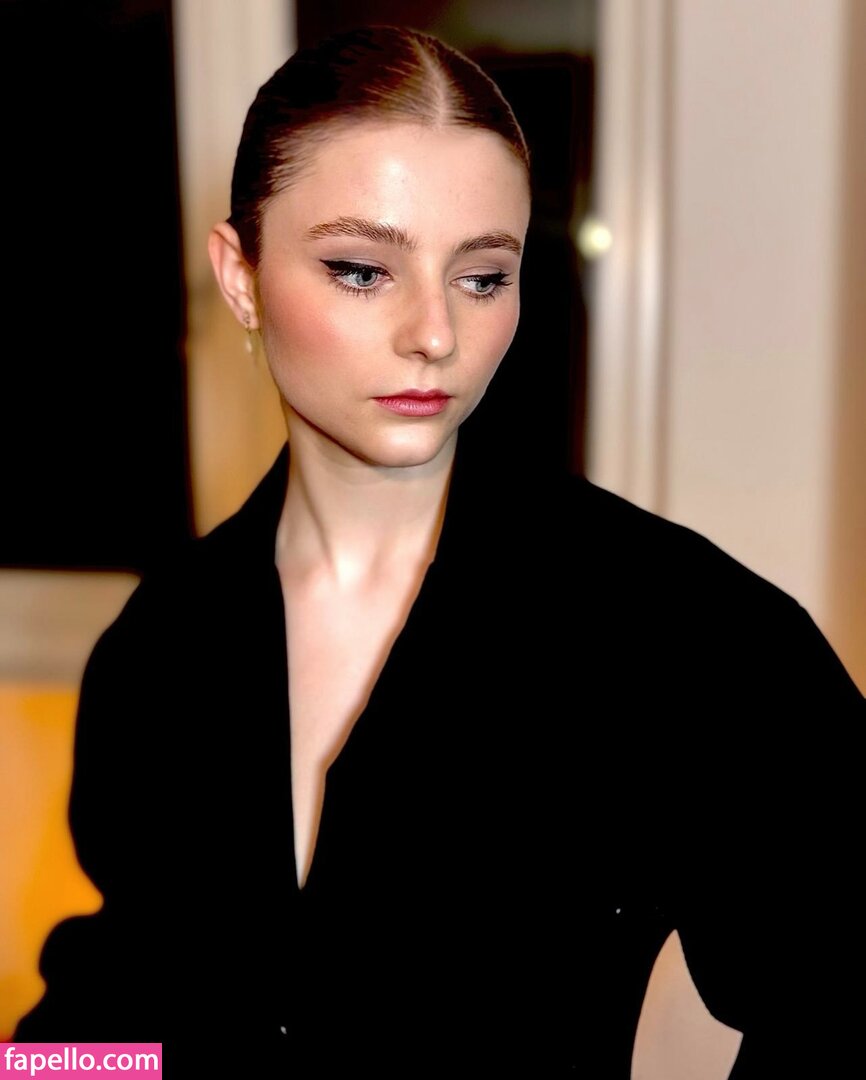 Thomasin Mckenzie erome Latest Exclusive Leaked Photos