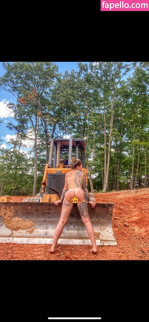 Tierneyalise71 leaked nude photo #0054 (Tierneyalise71 / barrel_71_1 / barrelracer7171)