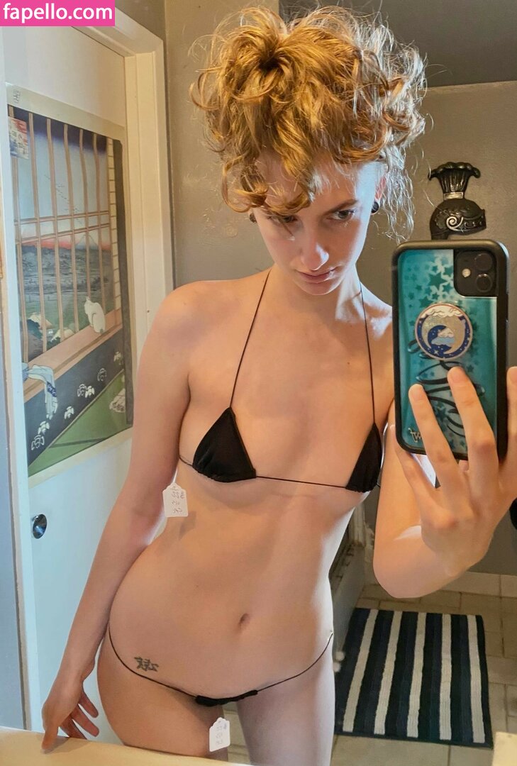 tiffanyapple leaked nude photo #0005 (tiffanyapple / iheartsmoke / quarantinevagene / tiffany apple)