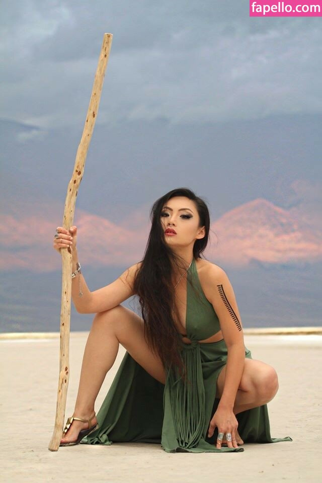 Tina Guo leaked nude photo #0002 (Tina Guo)