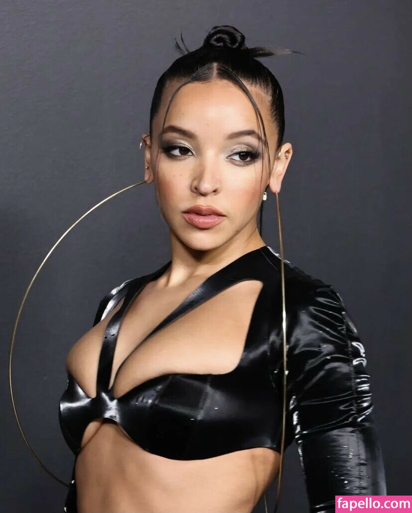 Tinashe leaked nude photo #0195 (Tinashe / slimred_20 / tinashenow)