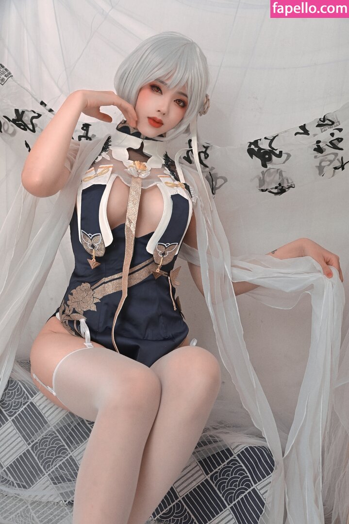 https://fapello.com/content/t/i/titi-cosplay-1/1000/titi-cosplay-1_0647.jpg