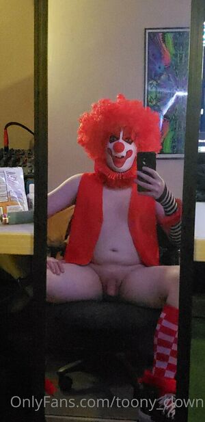 toony_clown nude #0010