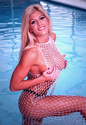 Torrie Wilson nude #2194