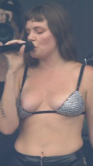 Tove Lo nude #0120