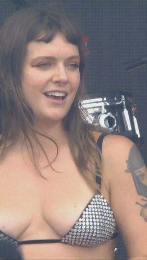 Tove Lo nude #0170