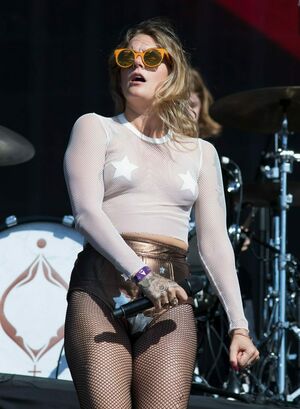 Tove Lo nude #0217