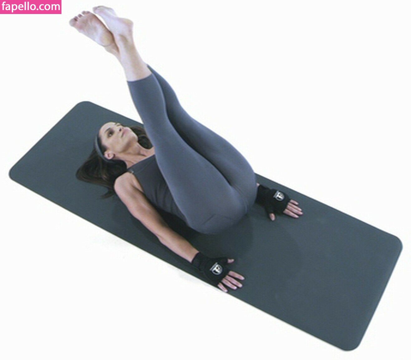 trish stratus yoga mat