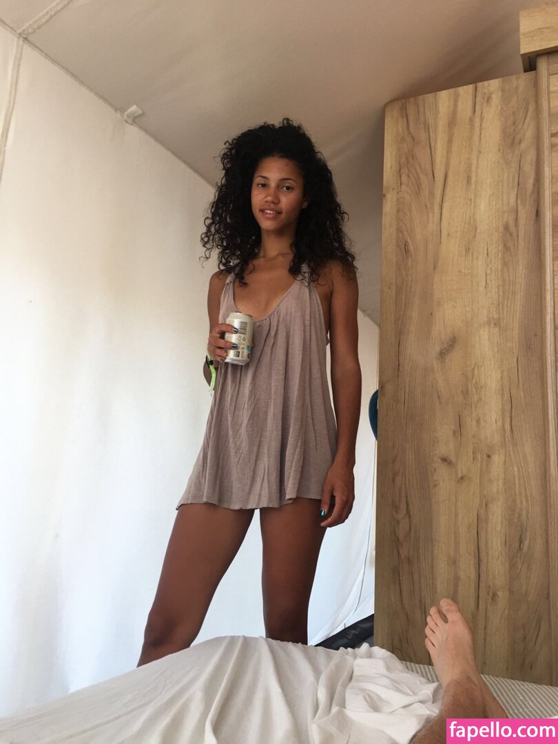 Vick Hope leaked nude photo #0013 (Vick Hope / vicknhope / vicsantos669)