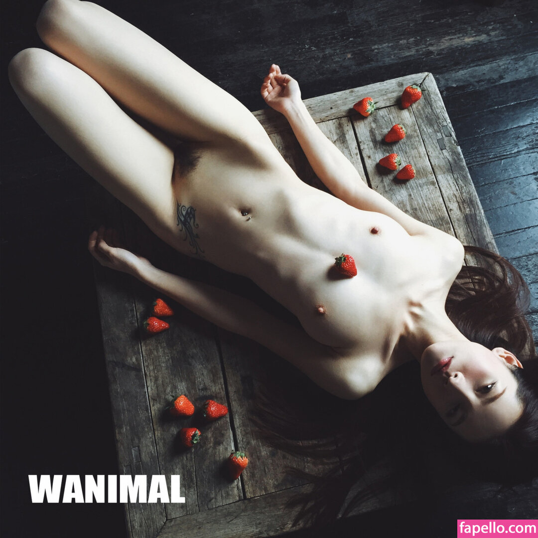 https://fapello.com/content/w/a/wanimal-models/1000/wanimal-models_0416.jpg