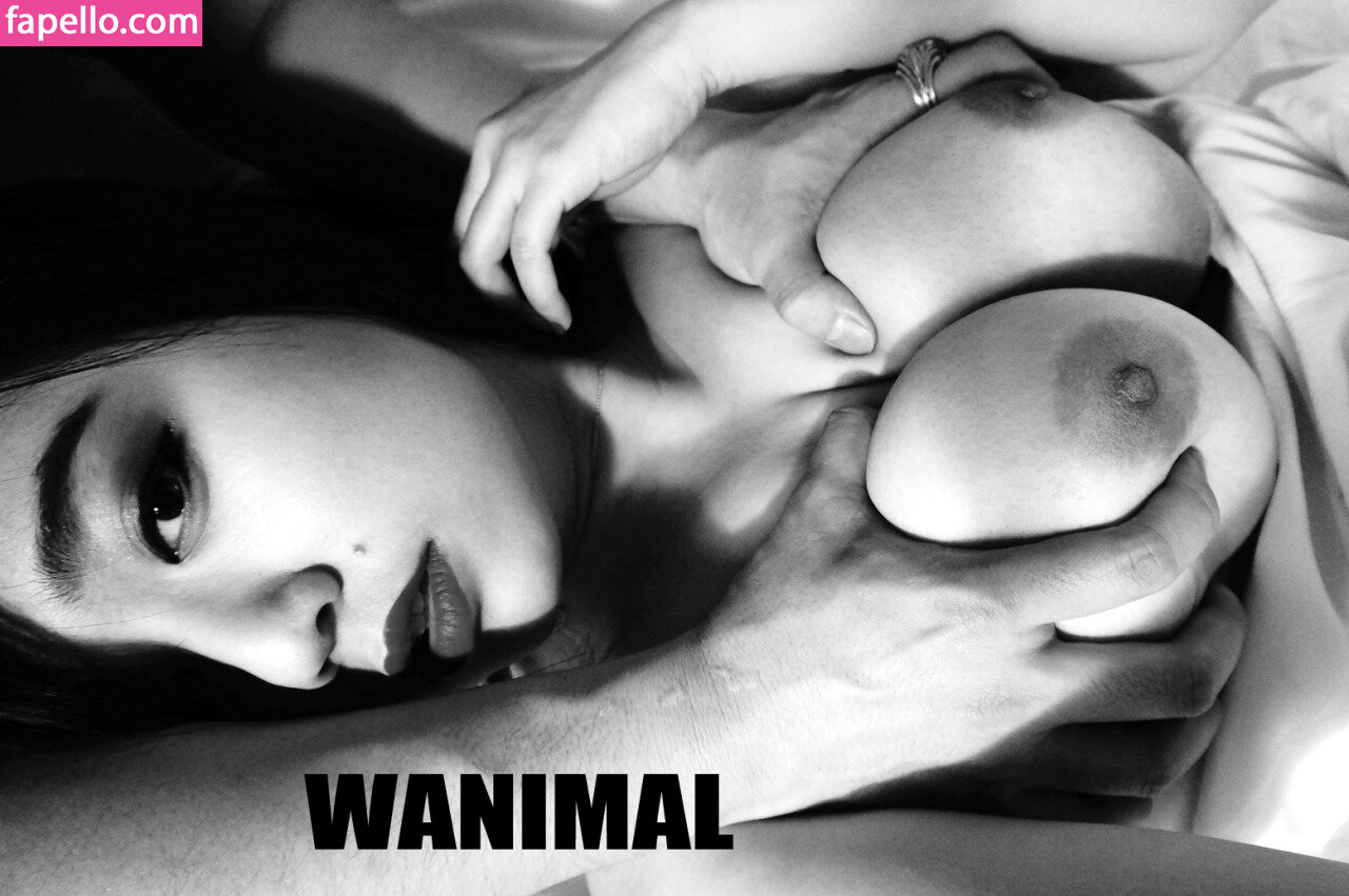 https://fapello.com/content/w/a/wanimal-models/1000/wanimal-models_0619.jpg