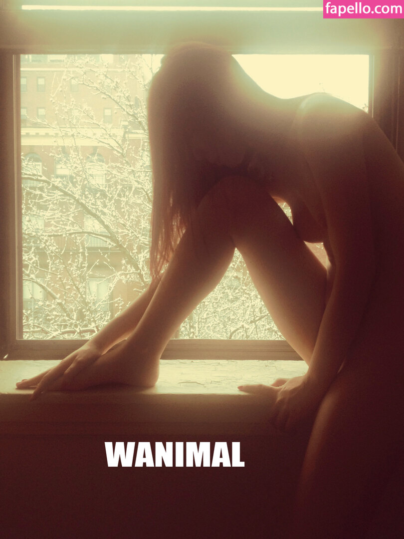 https://fapello.com/content/w/a/wanimal-models/1000/wanimal-models_0689.jpg