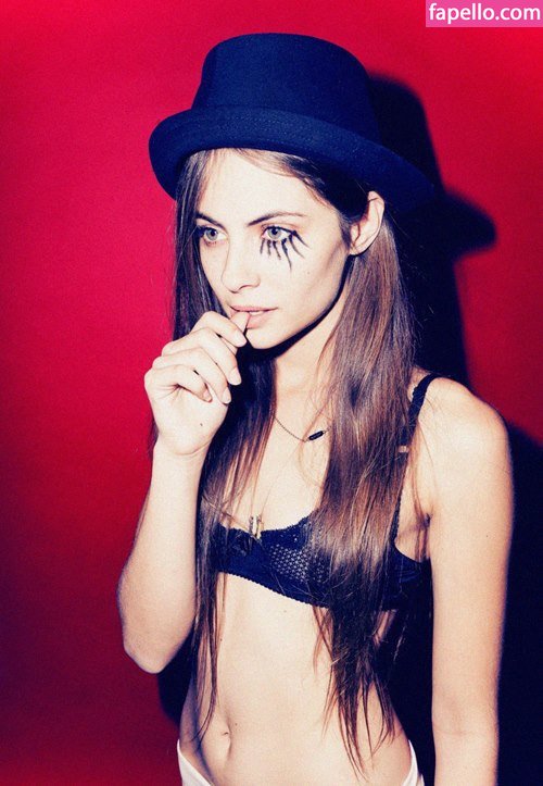 Willa Holland leaked nude photo #0038 (Willa Holland / pepsiholland / willaholland)