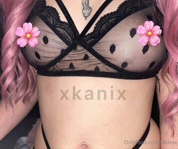 xkanix nude #0055