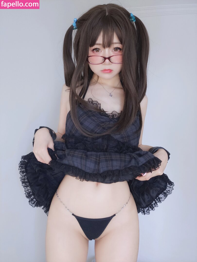 YaoYaoQwQ leaked nude photo #0523 (YaoYaoQwQ / yaoyaole / yaoyaoqvq / 軟妹搖搖樂w)