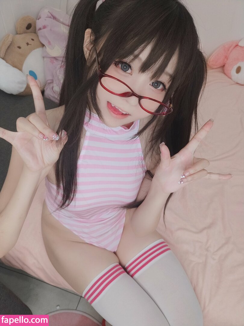 YaoYaoQwQ leaked nude photo #0996 (YaoYaoQwQ / yaoyaole / yaoyaoqvq / 軟妹搖搖樂w)