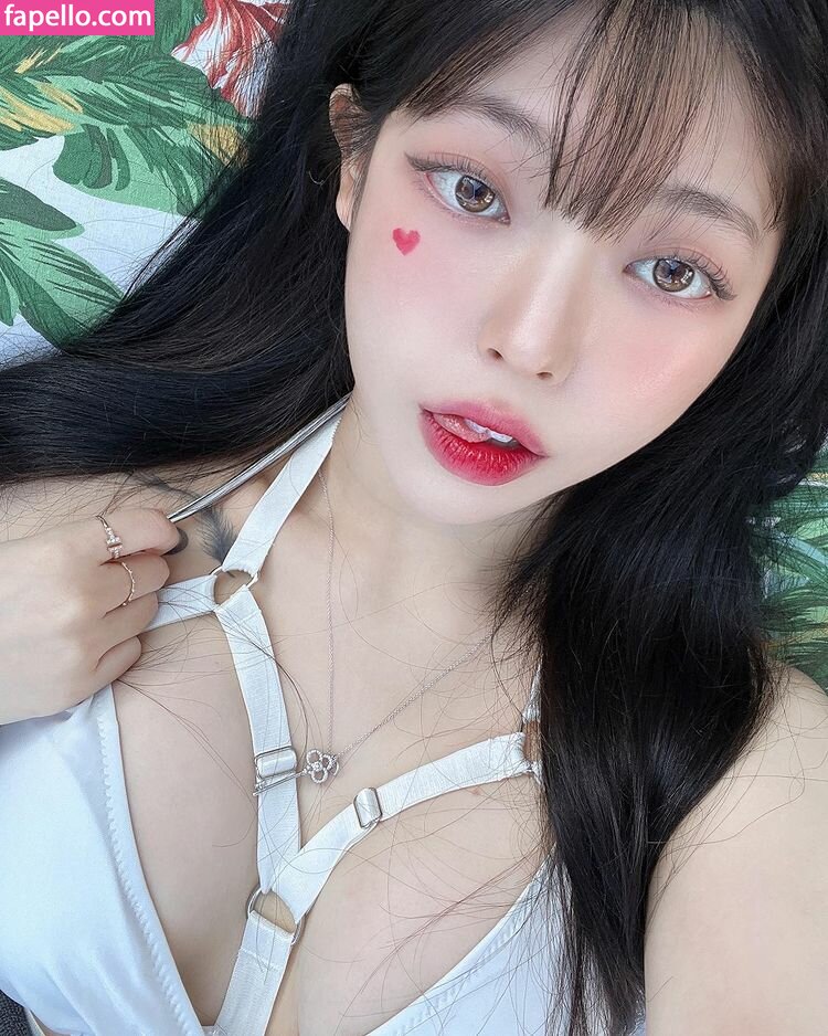 yudiii leaked nude photo #0011 (yudiii / Yudiiimaru / you_s2_diii / 유디)