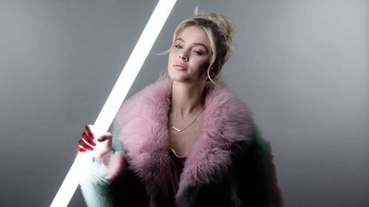 Zara Larsson nude #0088