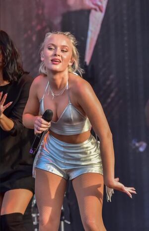 Zara Larsson nude #0129