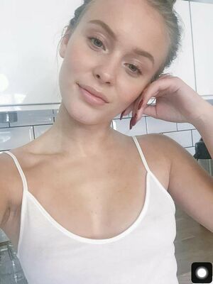 Zara Larsson nude #0151