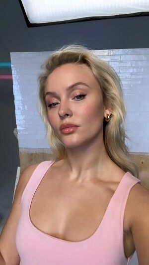 Zara Larsson nude #0175