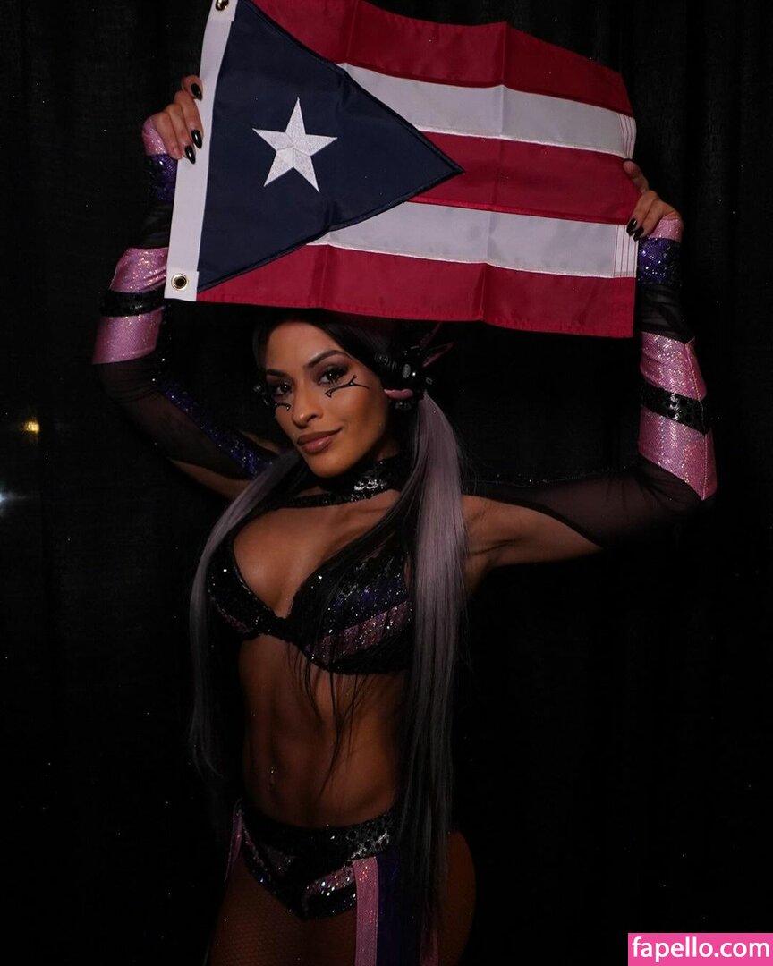 Zelina Vega leaked nude photo #1018 (Zelina Vega /  / Thea Trinidad / zelinavegawwe)